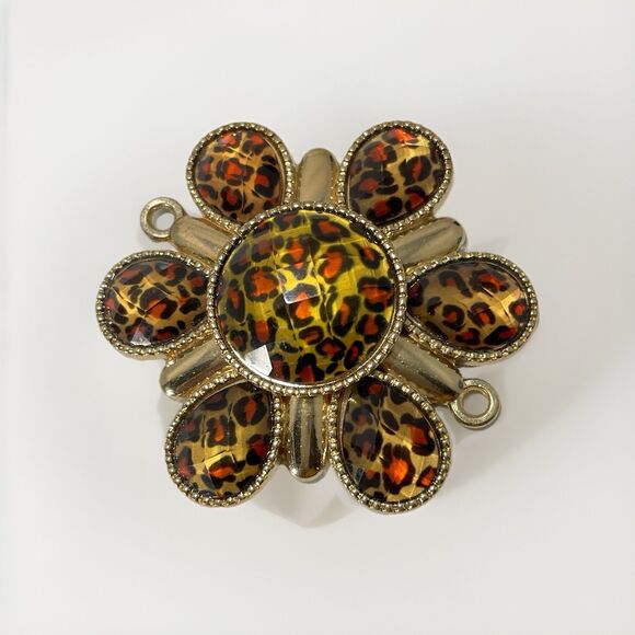 Jewelry - Vintage Leopard Print Cabochon Flower Pendant Connector Gold Tone 2”